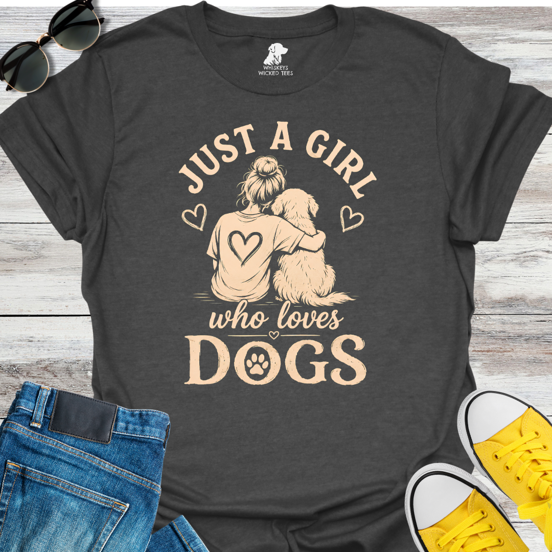 Just a Girl Who Love Dogs T-Shirt