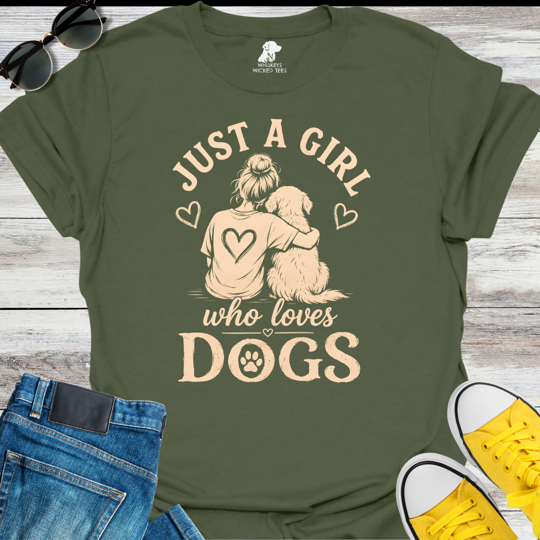 Just a Girl Who Love Dogs T-Shirt